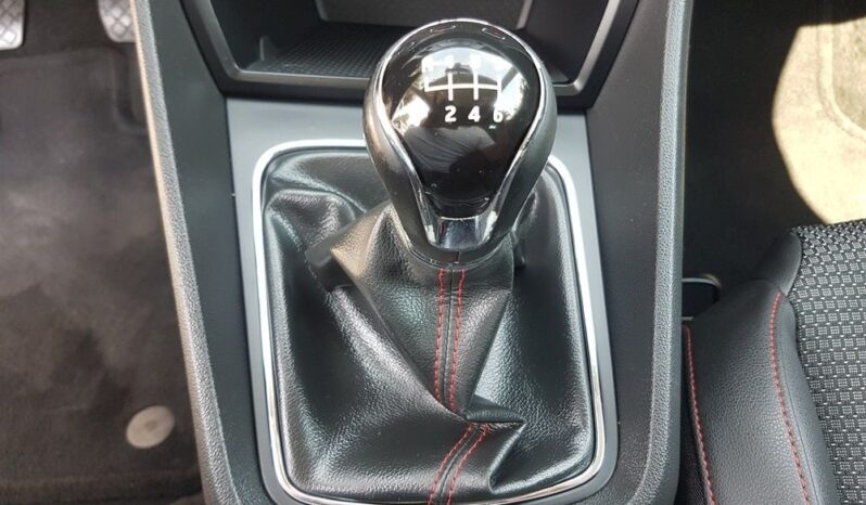 Seat Leon | FWD (przód) | Manualna | 122 KM | Biały full