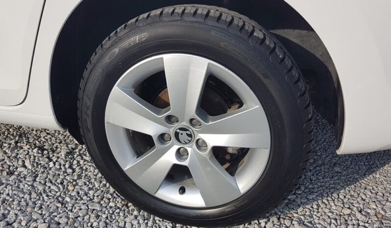 Skoda RAPID | FWD (przód) | Manualna | 115 KM | Biały full