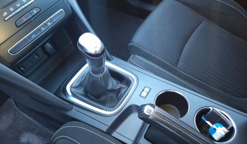 Renault Megane | FWD (przód) | Manualna | 115 KM | Niebieski full