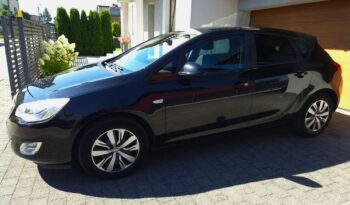 Opel Astra | FWD (przód) | Manualna | 140 KM | Czarny full