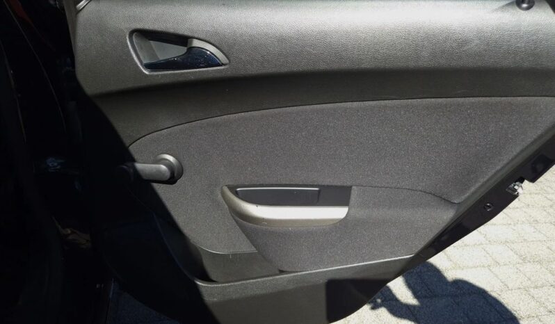 Opel Astra | FWD (przód) | Manualna | 140 KM | Czarny full