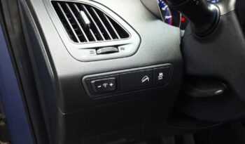 Hyundai ix35 | FWD (przód) | Manualna | 135 KM | Niebieski full