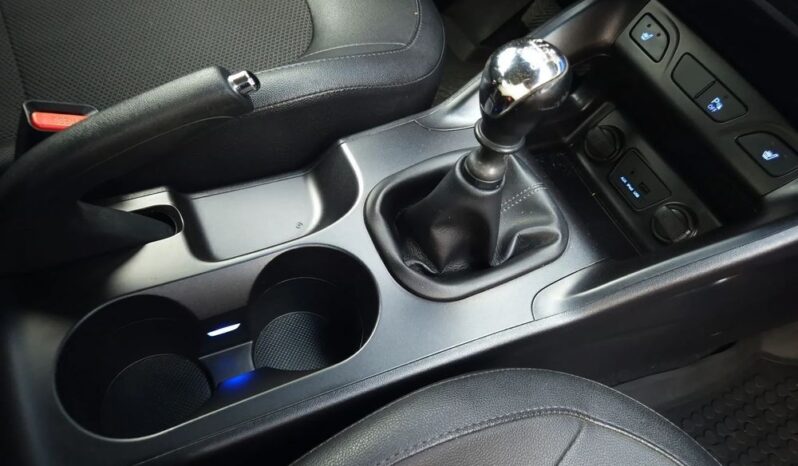 Hyundai ix35 | FWD (przód) | Manualna | 135 KM | Niebieski full