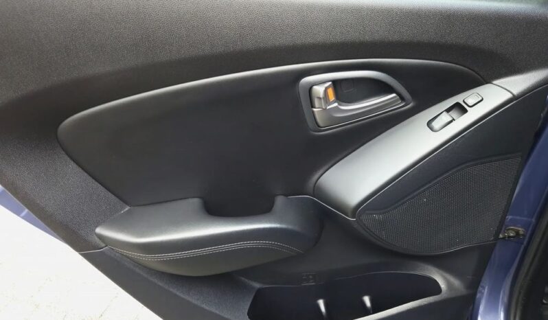 Hyundai ix35 | FWD (przód) | Manualna | 135 KM | Niebieski full