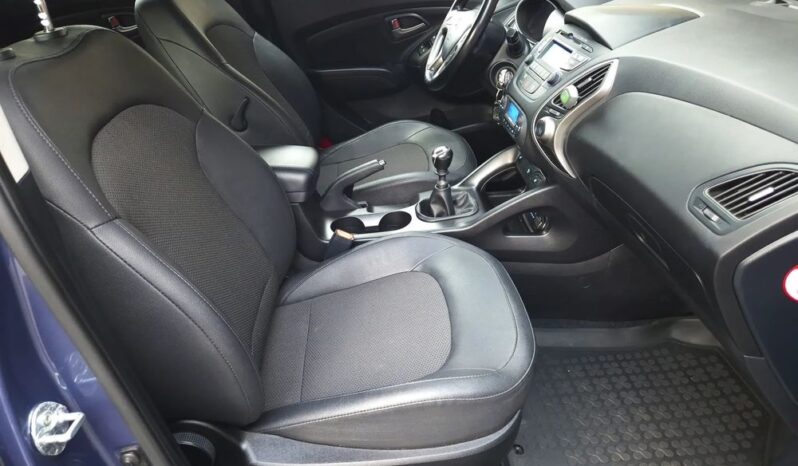 Hyundai ix35 | FWD (przód) | Manualna | 135 KM | Niebieski full