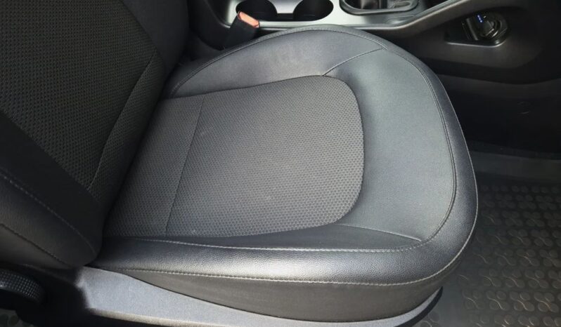 Hyundai ix35 | FWD (przód) | Manualna | 135 KM | Niebieski full