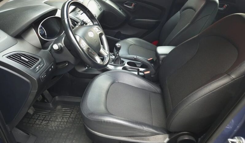 Hyundai ix35 | FWD (przód) | Manualna | 135 KM | Niebieski full