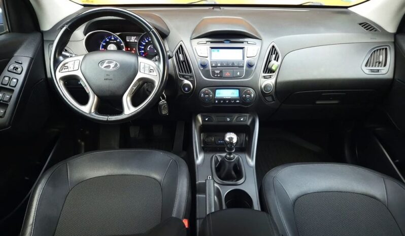 Hyundai ix35 | FWD (przód) | Manualna | 135 KM | Niebieski full