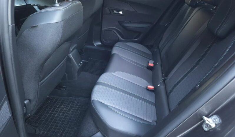 Peugeot 2008 | FWD (przód) | Automatyczna | 130 KM | Szary full