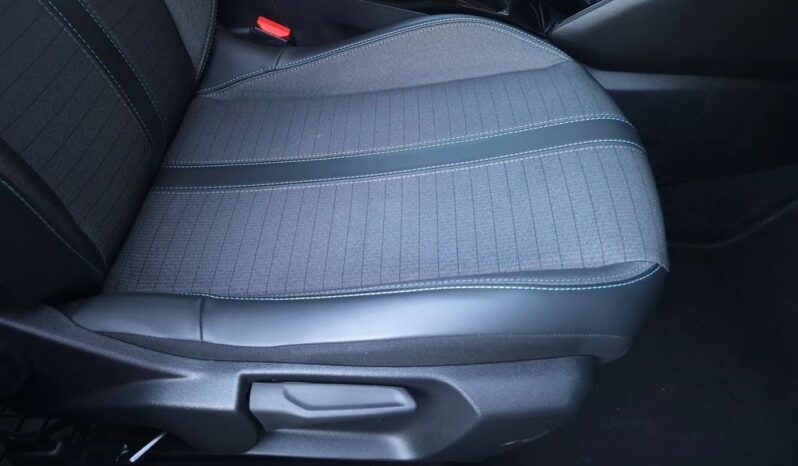 Peugeot 2008 | FWD (przód) | Automatyczna | 130 KM | Szary full