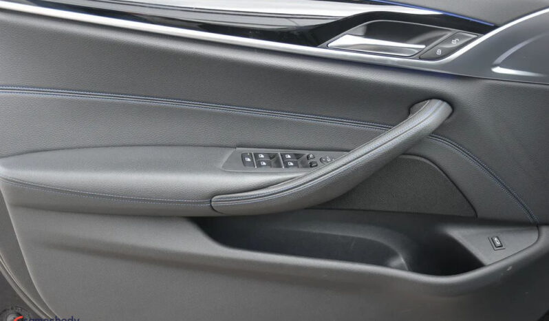 BMW Seria 5 | 4×4 (stały) | Automatyczna | 252 KM | Czarny full
