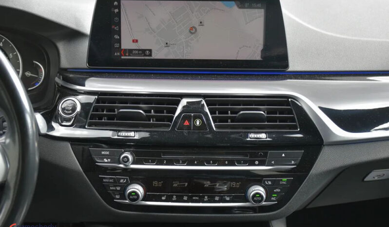 BMW Seria 5 | 4×4 (stały) | Automatyczna | 252 KM | Czarny full