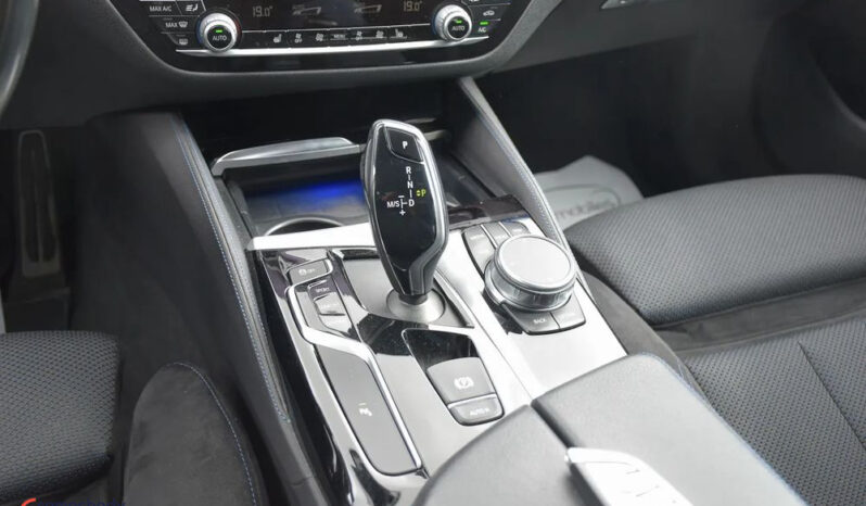 BMW Seria 5 | 4×4 (stały) | Automatyczna | 252 KM | Czarny full
