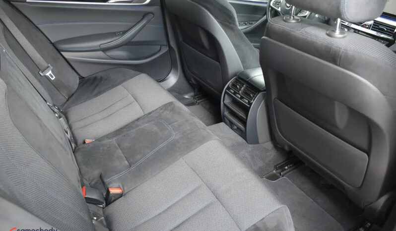 BMW Seria 5 | 4×4 (stały) | Automatyczna | 252 KM | Czarny full