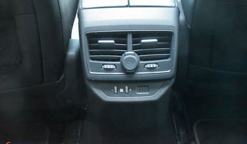 Peugeot 5008 | FWD (przód) | Automatyczna | 180 KM | Niebieski full