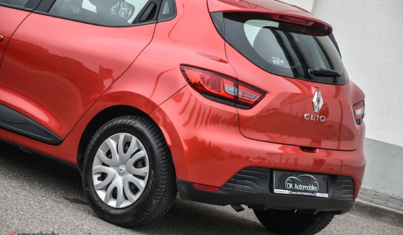 Renault Clio | FWD (przód) | Manualna | 75 KM | Czerwony full