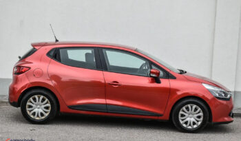 Renault Clio | FWD (przód) | Manualna | 75 KM | Czerwony full