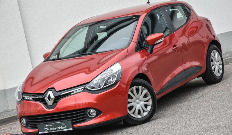 Renault Clio | FWD (przód) | Manualna | 75 KM | Czerwony full