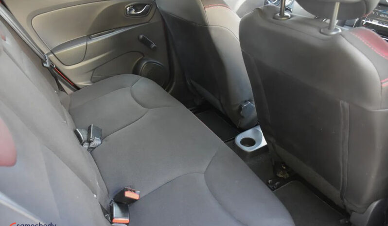Renault Clio | FWD (przód) | Manualna | 75 KM | Czerwony full