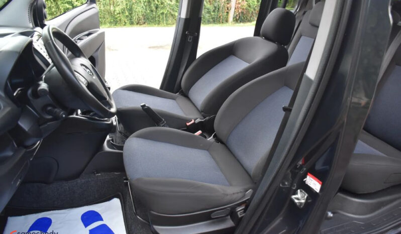Opel Combo | FWD (przód) | Manualna | 120 KM | Czarny full