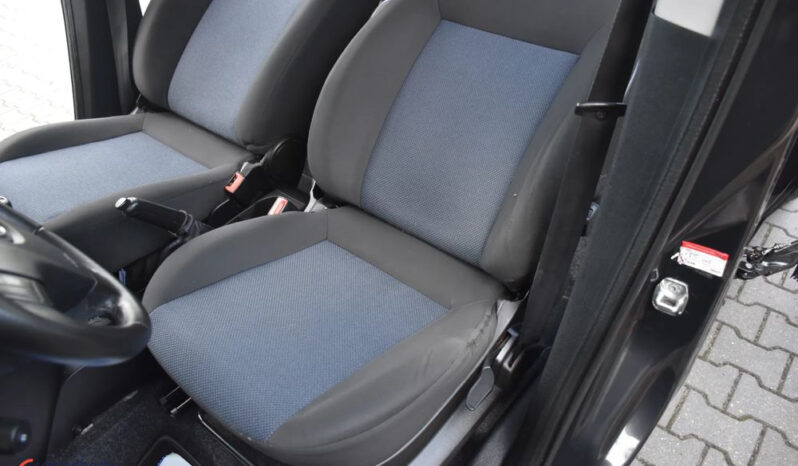 Opel Combo | FWD (przód) | Manualna | 120 KM | Czarny full