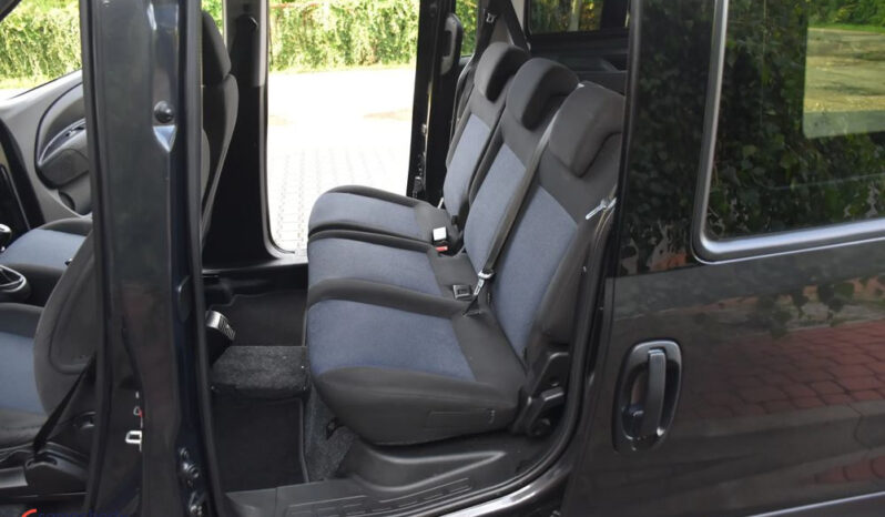 Opel Combo | FWD (przód) | Manualna | 120 KM | Czarny full
