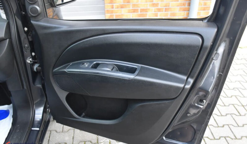 Opel Combo | FWD (przód) | Manualna | 120 KM | Czarny full
