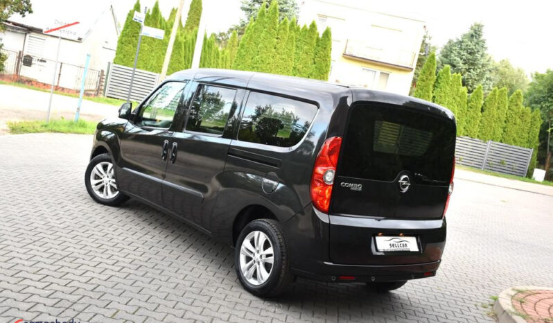 Opel Combo | FWD (przód) | Manualna | 120 KM | Czarny full