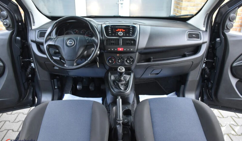 Opel Combo | FWD (przód) | Manualna | 120 KM | Czarny full