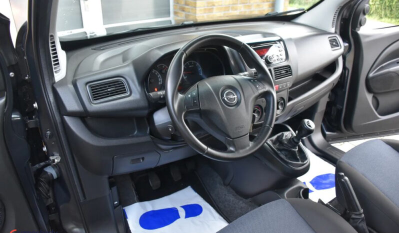 Opel Combo | FWD (przód) | Manualna | 120 KM | Czarny full