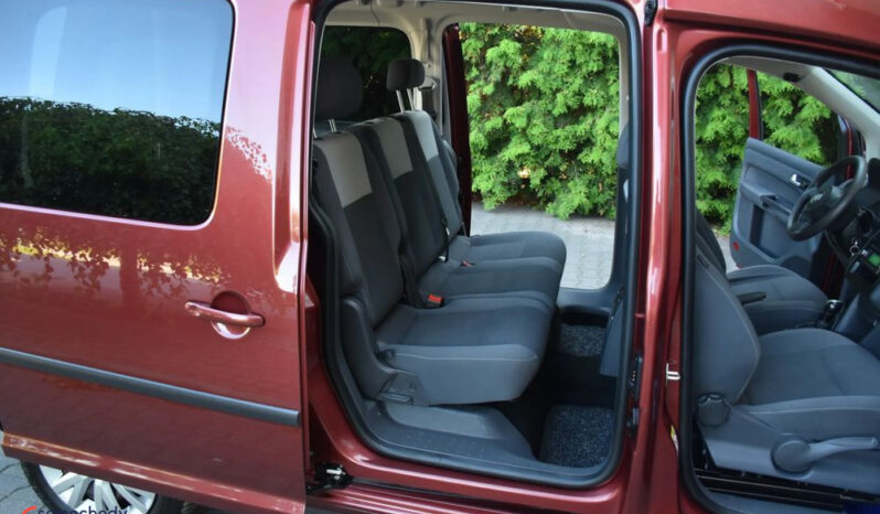 Volkswagen Caddy | FWD (przód) | Automatyczna | 102 KM | Bordowy full