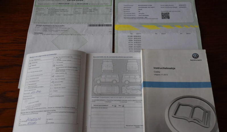 Volkswagen Caddy | FWD (przód) | Automatyczna | 102 KM | Bordowy full