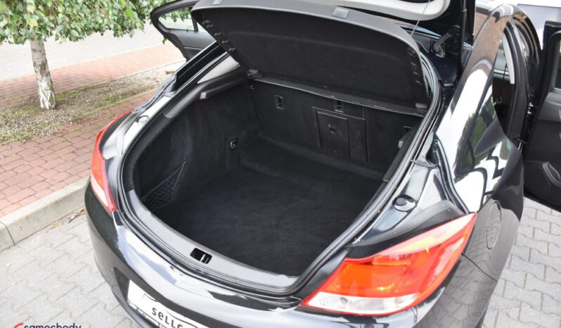 Opel Insignia | FWD (przód) | Manualna | 160 KM | Czarny full