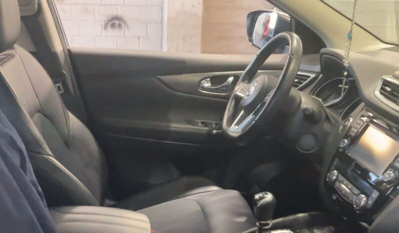 Nissan Qashqai | 2017 | 163 KM | 1618cm3 | Szary full