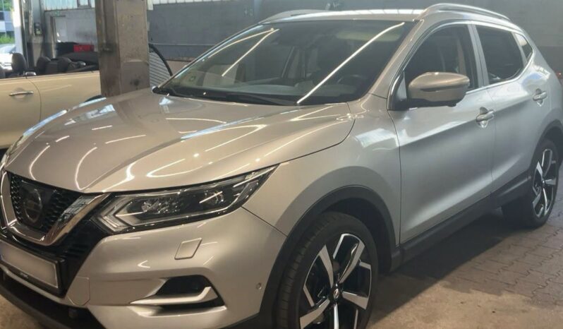 Nissan Qashqai | 2017 | 163 Km | 1618Cm3 | Szary