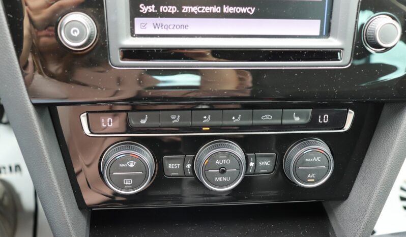 Volkswagen Passat | 2016 | 150 KM | 1968cm3 | Czarny full