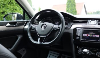 Volkswagen Passat | 2016 | 150 KM | 1968cm3 | Czarny full