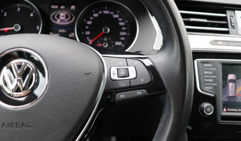 Volkswagen Passat | 2016 | 150 KM | 1968cm3 | Czarny full