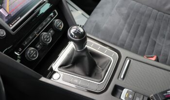 Volkswagen Passat | 2016 | 150 KM | 1968cm3 | Czarny full