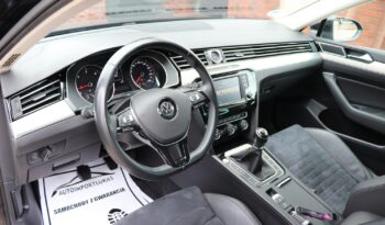 Volkswagen Passat | 2016 | 150 KM | 1968cm3 | Czarny full