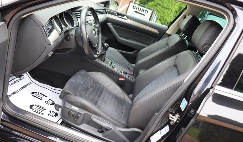 Volkswagen Passat | 2016 | 150 KM | 1968cm3 | Czarny full