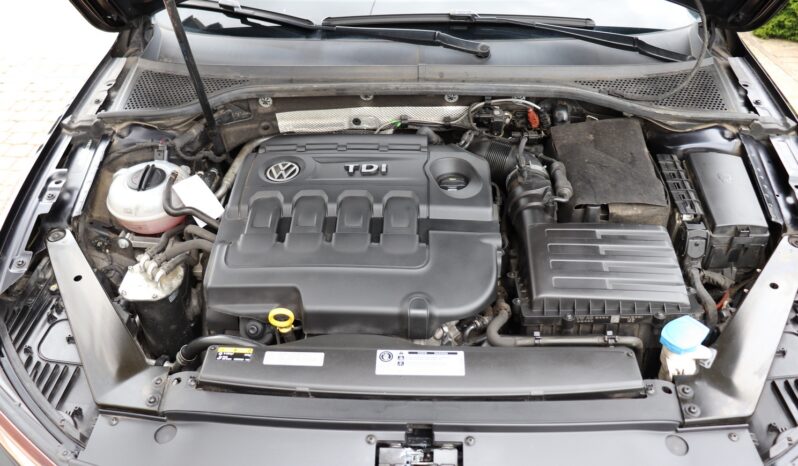 Volkswagen Passat | 2016 | 150 KM | 1968cm3 | Czarny full