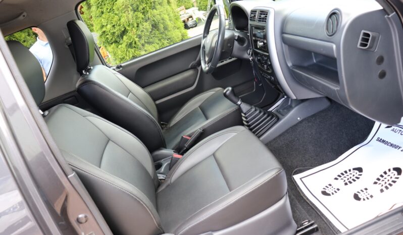 Suzuki Jimny | 2016 | 84 KM | 1328cm3 | Czarny full
