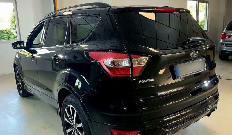 Ford Kuga | 2019 | 150 KM | 1997cm3 | Czarny full