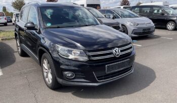 Volkswagen Tiguan | 2015 | 140 KM | 1968cm3 | Czarny full