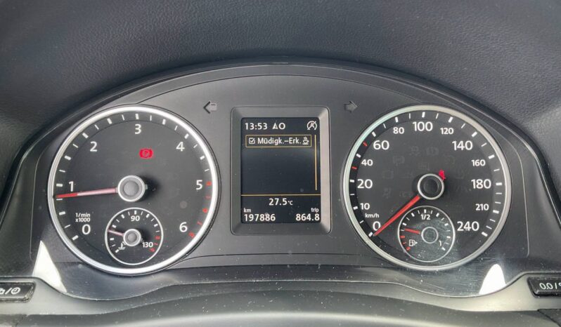 Volkswagen Tiguan | 2015 | 140 KM | 1968cm3 | Czarny full