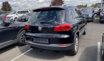 Volkswagen Tiguan | 2015 | 140 KM | 1968cm3 | Czarny full