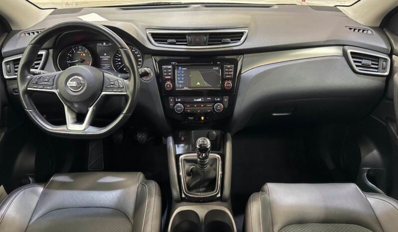 Nissan Qashqai | 2018 | 163 KM | 1618cm3 | Czarny full