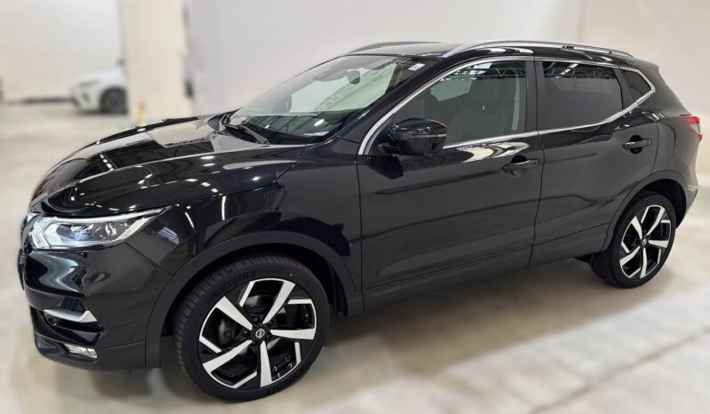 Nissan Qashqai | 2018 | 163 KM | 1618cm3 | Czarny full