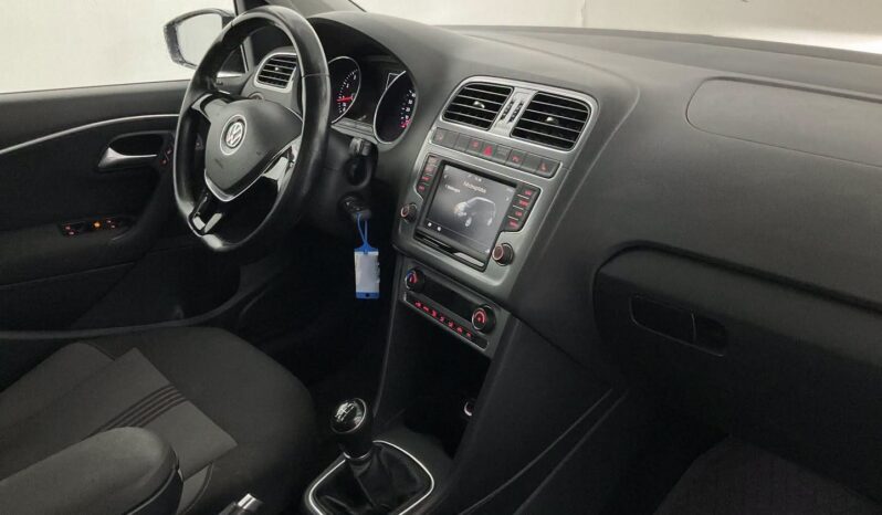 Volkswagen Polo | 2016 | 75 KM | 999cm3 | Czarny full